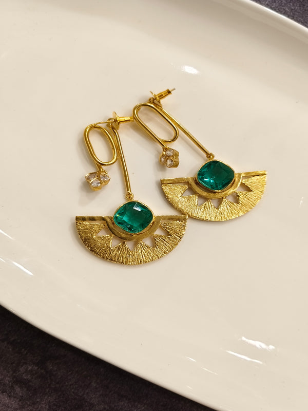 Stylish Golden Polish Earring