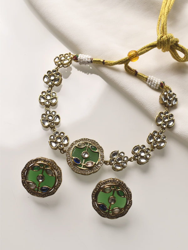 Stylish Kundan Necklace set