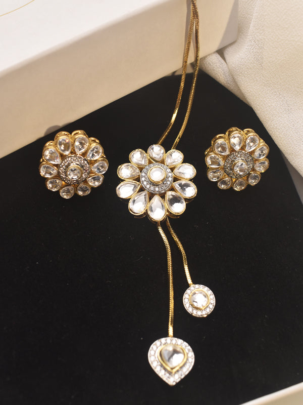 Stylish Pendant Set