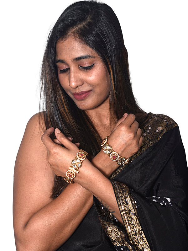 Stylish Traditional Bangle
