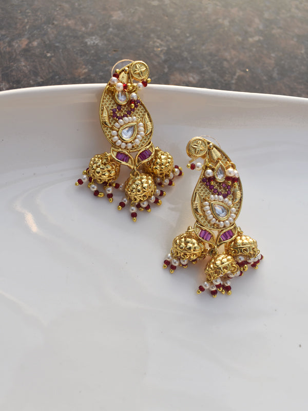 Stylish Kundan Earring with Beaded