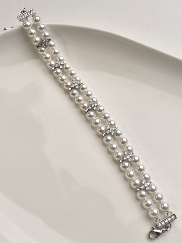 Stylish Pearl Bracelets 