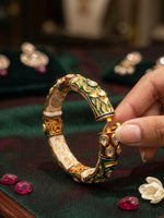 Load image into Gallery viewer, The Empress Traditional Kundan Bangle
