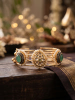 Load image into Gallery viewer, Traditional Teardrop Polki Kundan Openable Bracelet

