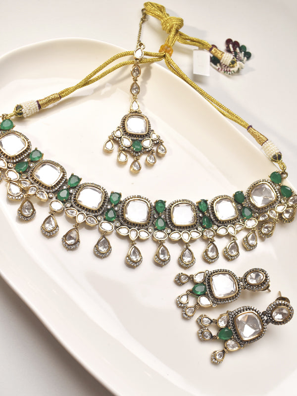 Uncut Kundan Necklace Set