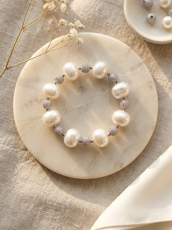 Classic Pearl & Peach Beaded Charm Bracelet | Peach & White Pearl Beaded Bracelet