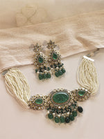 Load image into Gallery viewer, White Beads Choker Set
