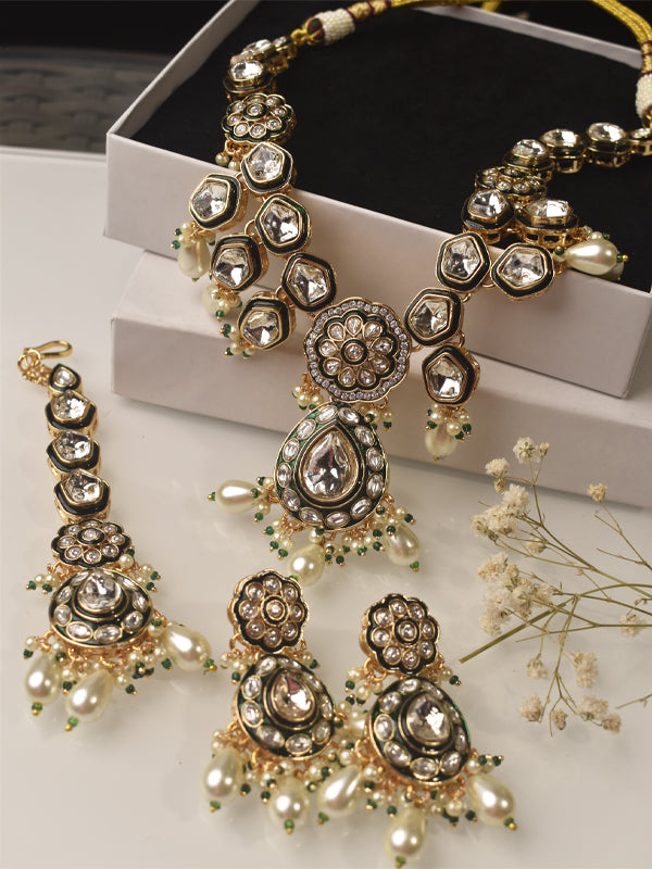 White Kundan Necklace Set