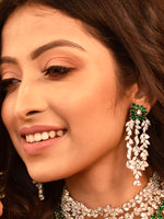Load image into Gallery viewer, White Stone Necklace Set
