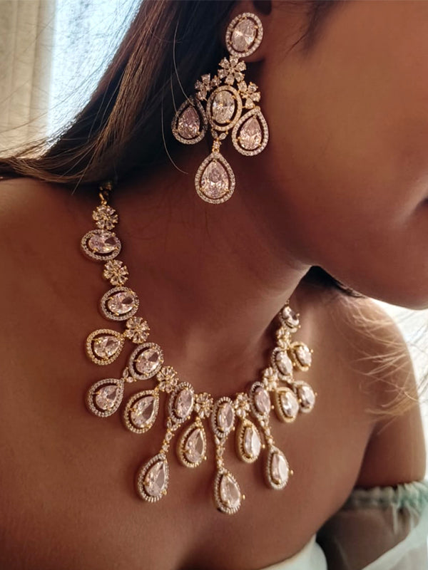 White Stone Necklace Set