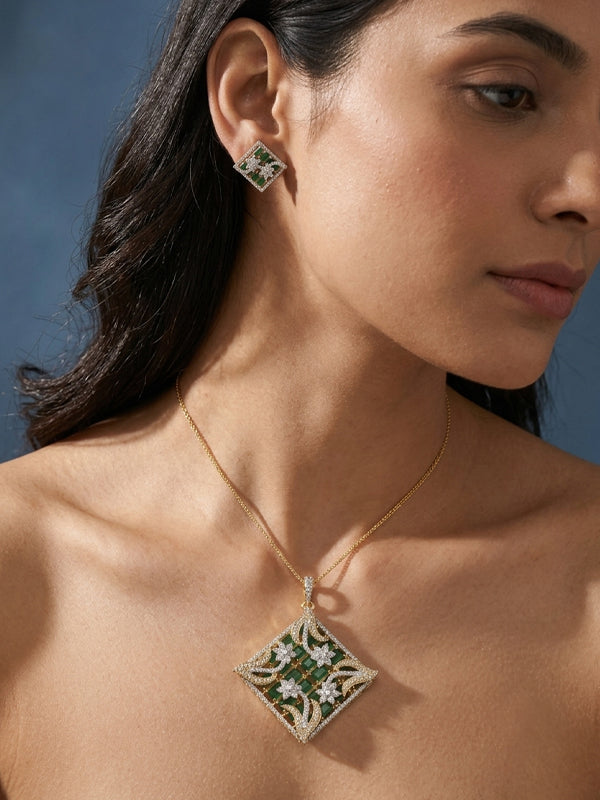 White Floral Green Pendant set
