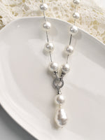 Load image into Gallery viewer, White Pearl Necklace Sat
