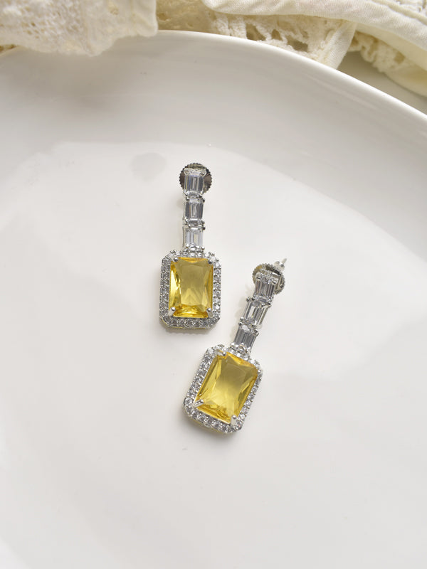 Yellow gemstone earrings 