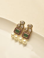 Load image into Gallery viewer, small purple stones and clear teardrop-shaped crystals Earring
