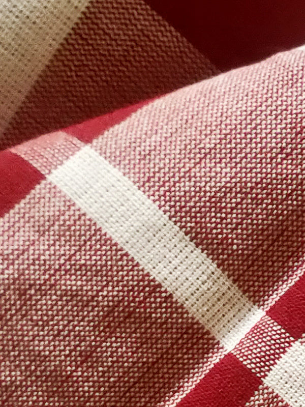 Red and white checks