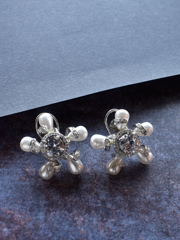 Gorgeous Floral Stud in Pearl and White CZ stones