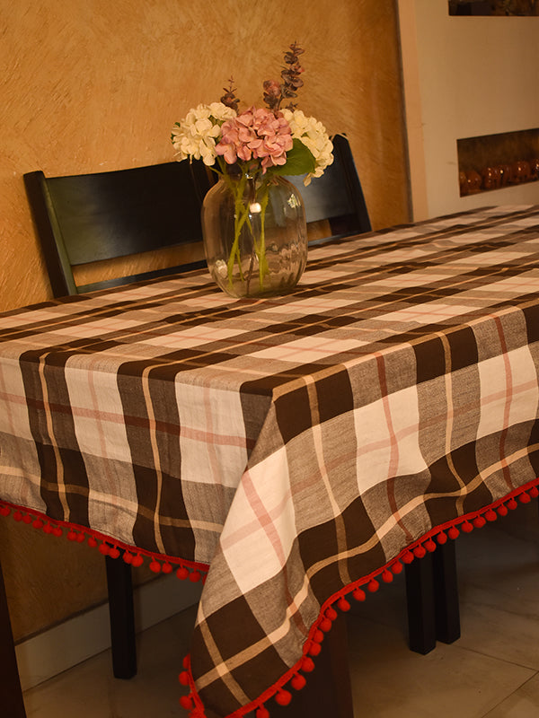 Brown and White Checks Table Cloth for 6 Seater