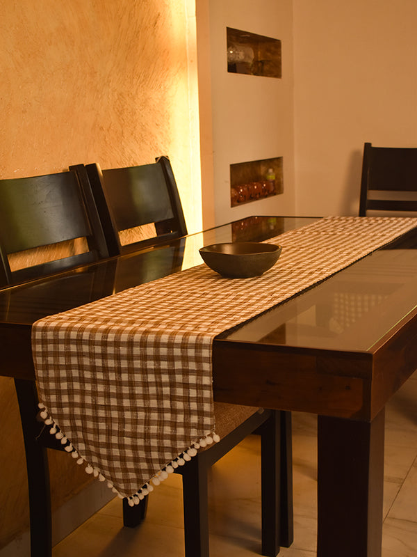 Hexagon Shaped White and Brown Checks Table Runner